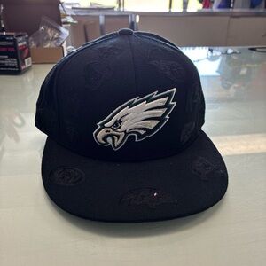Reebok Philadelphia Eagle NFL  All Over Team Logos Rare SZ 7 3/8 NWT New